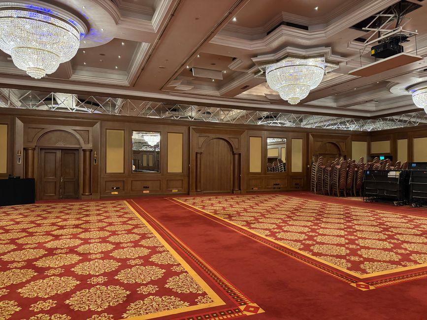 Videotron untuk Ballroom Hotel