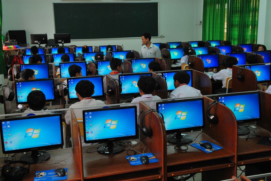 Jual Interactive Flat Panel Tanah Datar