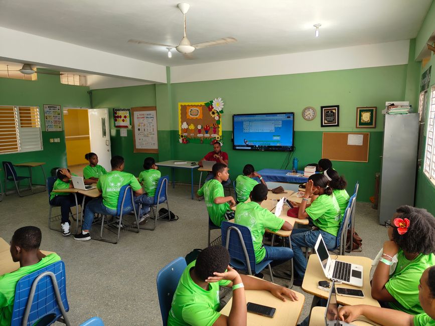 Jual Interactive Flat Panel Dairi