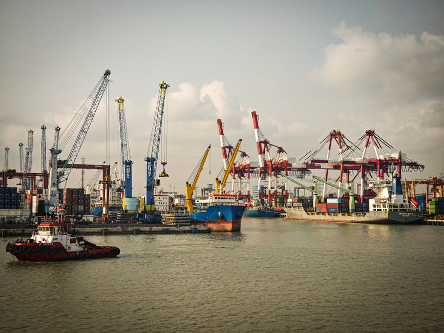 CCTV AI untuk pelabuhan Indonesia